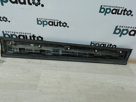 AA044288; Накладка передней левой двери, матовая (8U0 853 959 D) для Audi Q3 I (2011-2014)/БУ; Оригинал; Р1, Мелкий дефект; 