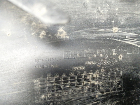Фотография детали AA025974; Накладка переднего бампера нижняя правая (DS73-17626-K) для Ford Mondeo/БУ; Оригинал; Р1, Мелкий дефект; . Фото номер 6