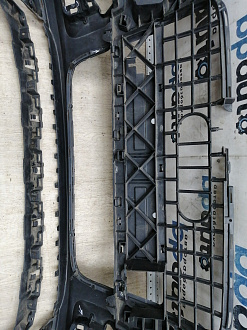 AA045531; Бампер передний; под паркт.; под омыват. (4L0 807 437 H) для Audi Q7 I рест. (2010-2015)/БУ; Оригинал; Р1, Мелкий дефект; 