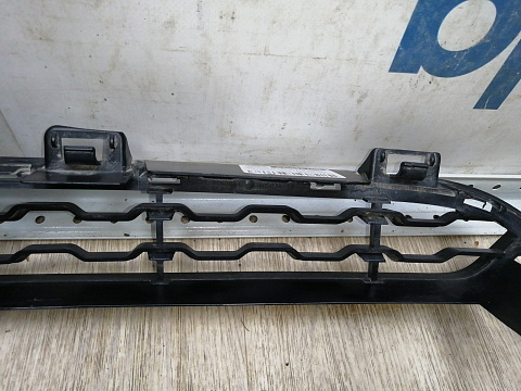 Фотография детали AA045109; Решетка переднего бампера верхняя, М-пакет; под камер. (51118060891) для BMW Х6 II (F16) (2014-2019)/БУ; Оригинал; Р1, Мелкий дефект; . Фото номер 20