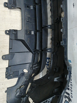 AA046068; Бампер передний; под паркт.; под омыват. (HY32-17F003-AAW) для Land Rover Discovery V L462 (2017 - 2020)/БУ; Оригинал; Р1, Мелкий дефект; 