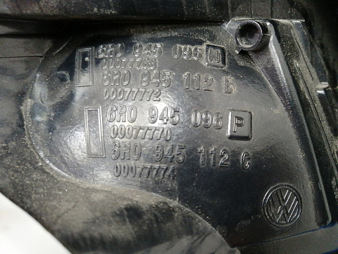 Фотография детали AA025102; Фонарь правый (6R0945096N) для Volkswagen Polo V Hatchback (2009-2013)/БУ; Оригинал; Р2, Удовлетворительное; . Фото номер 10