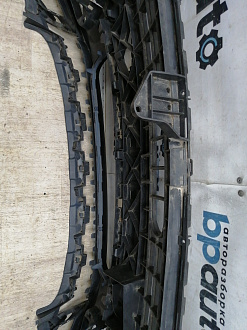 AA045533; Бампер передний; под паркт.; под омыват. (4L0 807 437 H) для Audi Q7 I рест. (2010-2015)/БУ; Оригинал; Р1, Мелкий дефект; 