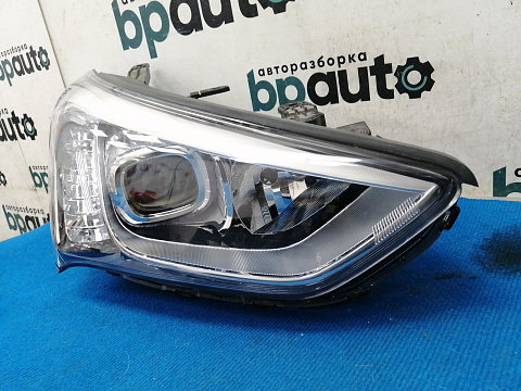 Фотография детали AA024318; Фара ксенон правая, 10 контактов (92102-2W206) для Hyundai Santa Fe III (2012 - 2015)/БУ; Оригинал; Р1, Мелкий дефект; . Фото номер 2