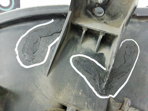 Фотография детали AA008348; Фара правая ксенон, матовый стальной отраж. (8301A706) для Mitsubishi Outlander II (2005-2009)/БУ; Оригинал; Р1, Мелкий дефект; . Фото номер 10