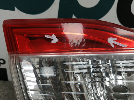 AA011767; Фонарь внутренний левый, в крышку баг. (81591-33200) для Toyota Camry 50 (2012 — 2014)/БУ; Оригинал; Р2, Удовлетворительное; 