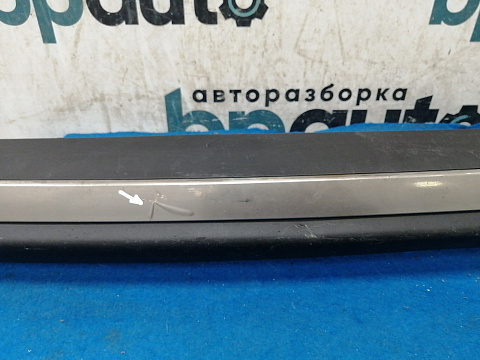 Фотография детали AA031506; Накладка на нижнюю часть переднего бампера (52711-42040) для Toyota Rav4 40 (2013 — 2015)/БУ; Оригинал; Р2, Удовлетворительное; . Фото номер 6