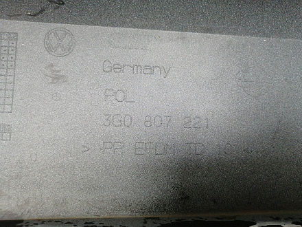AA045890; Бампер передний; под паркт.; под омыват. (3G0807221) для Volkswagen Passat/БУ; Оригинал; Р2, Удовлетворительное; 