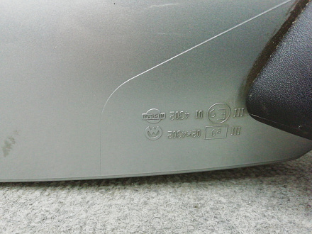 AA006592; Зеркало правое, без повторителя поворота, 11 контактов (96301-EB36A) для Nissan/БУ; Оригинал; Р1, Мелкий дефект; 