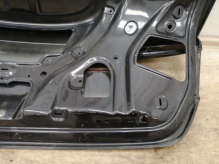 AA039249; Крышка багажника (8K5827023AE) для Audi A4 IV (B8) Sedan (2007-2011)/БУ; Оригинал; Р1, Мелкий дефект; 