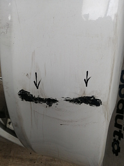 AA045849; Бампер передний, v1.5, v1.8, без отв. под расш.; без паркт.; без омыват. (6400B226229ZZ) для Mitsubishi Lancer/БУ; Оригинал; Р1, Мелкий дефект; 