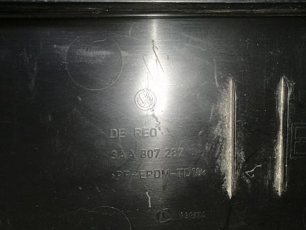 AA045184; Площадка под номер (3AA807287) для Volkswagen Passat/БУ; Оригинал; Р1, Мелкий дефект; 