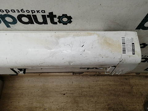 Фотография детали AA041129; Накладка порога правая, пластик (75850-33030) для Toyota Camry/БУ; Оригинал; Р1, Мелкий дефект; . Фото номер 3