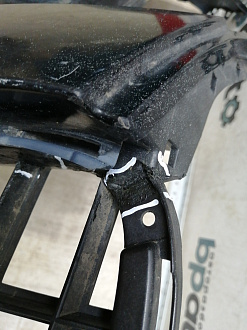 AA045533; Бампер передний; под паркт.; под омыват. (4L0 807 437 H) для Audi Q7 I рест. (2010-2015)/БУ; Оригинал; Р1, Мелкий дефект; 