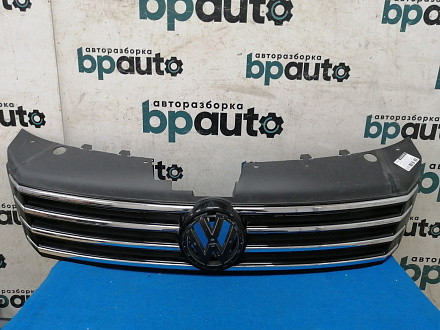 Решетка радиатора Фольксваген Passat B7 Wagon 2011- 2014, б/у, фото 1