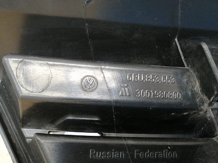 AA028218; Решетка радиатора (6RU853653) для Volkswagen Polo V Sedan (2010-2014)/БУ; Оригинал; Р2, Удовлетворительное; 