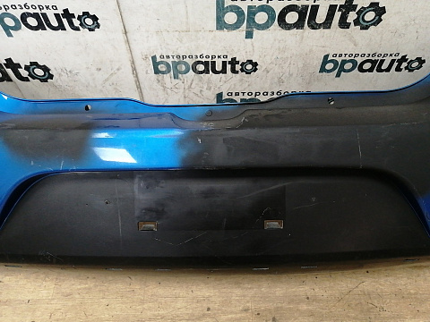 Фотография детали AA041250; Бампер задний; без паркт. (850229678R) для Renault Sandero Stepway/БУ; Оригинал; Р2, Удовлетворительное; . Фото номер 4