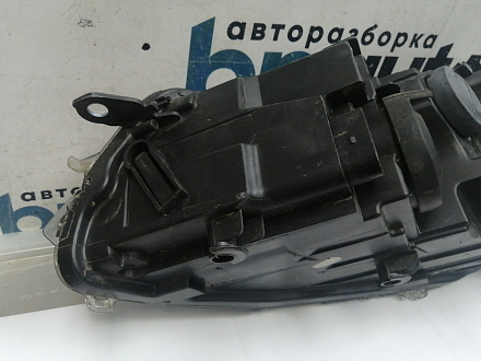 AA046037; Фара галоген правая (5K1941006P) для Volkswagen Golf/БУ; Оригинал; Р1, Мелкий дефект; 