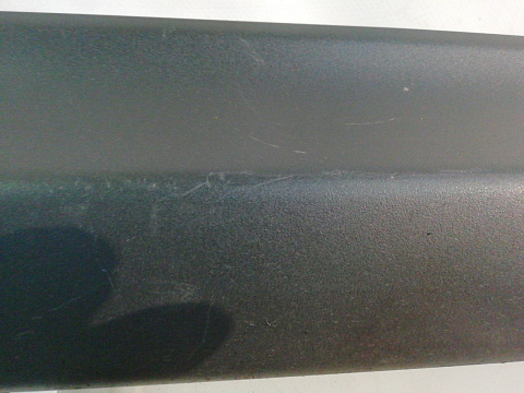 Фотография детали AA023576; Накладка на дверь передняя правая, нижняя (75073-42010) для Toyota Rav4 40 (2013 — 2015)/БУ; Оригинал; Р1, Мелкий дефект; . Фото номер 6