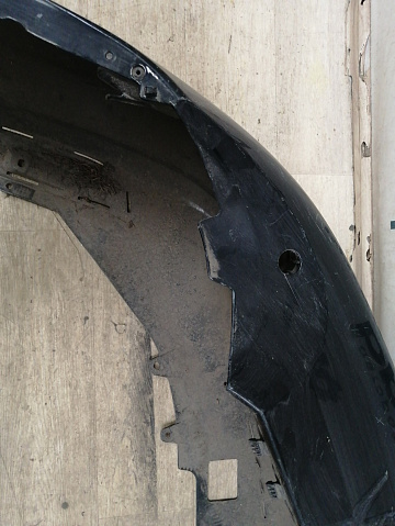 Фотография детали AA001261; Бампер передний, Carrera; без паркт.; под омыват. (99750531100) для Porsche 911 VI (997) (2004-2008)/БУ; Оригинал; Р1, Мелкий дефект; . Фото номер 11