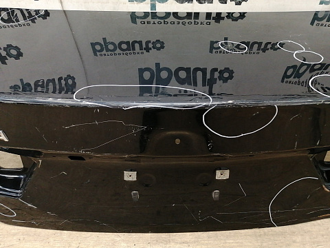 Фотография детали AA038132; Крышка багажника; под камер. (64401-33580) для Toyota Camry/БУ; Оригинал; Р3, Под восстановление; . Фото номер 11