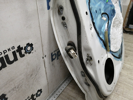 AA045120; Дверь задняя правая, под расширитель, Long (67003-42110) для Toyota Rav4/БУ; Оригинал; Р0, Хорошее; (070) Белый перламутр 3х. сл.