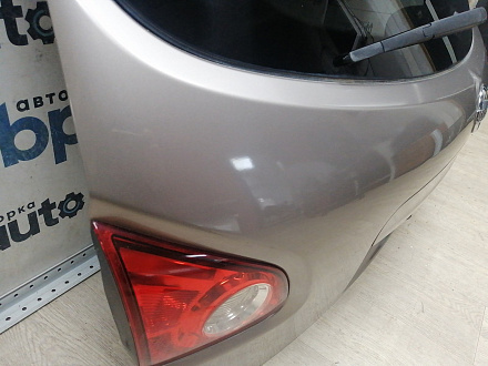 AA045191; Крышка багажника; под камер. (K0100BR0MA) для Nissan Qashqai/БУ; Оригинал; Р0, Хорошее; 