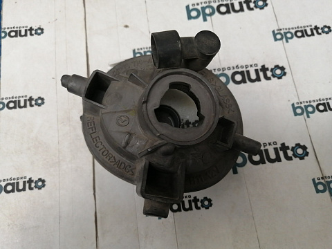 Фотография детали AA034808; ПТФ правая (TK21-51680A) для Mazda/БУ; Оригинал; Р1, Мелкий дефект; . Фото номер 5