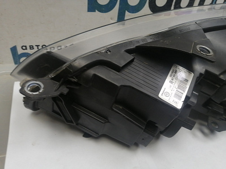 AA046037; Фара галоген правая (5K1941006P) для Volkswagen Golf/БУ; Оригинал; Р1, Мелкий дефект; 