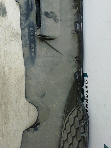 Фотография детали AA010001; Юбка заднего бампера; без паркт. (850B2BV80A) для Nissan Juke I рест. (2014-2019)/БУ; Оригинал; Р1, Мелкий дефект; . Фото номер 9
