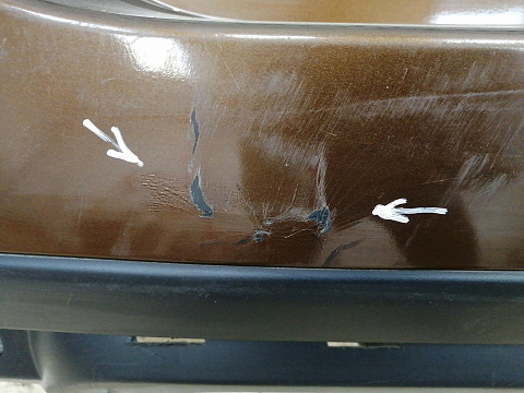 Фотография детали AA032713; Бампер задний; под паркт. (850225291R) для Renault Duster I (2011-2015)/БУ; Оригинал; Р1, Мелкий дефект; . Фото номер 6