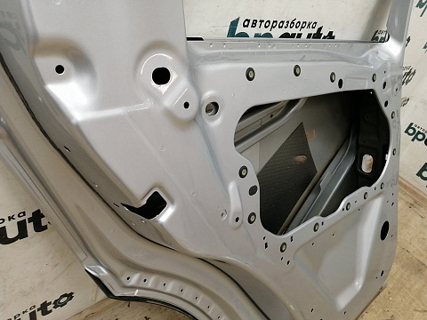 Фотография детали AA038302; Дверь задняя левая (LR061285) для Land Rover Discovery Sport/БУ; Оригинал; Р3, Под восстановление; . Фото номер 17