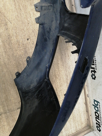 Фотография детали AA041233; Бампер передний; без паркт.; под омыват. (EH44-50031) для Mazda CX-7 I рест. (2009-2012)/БУ; Оригинал; Р1, Мелкий дефект; . Фото номер 9