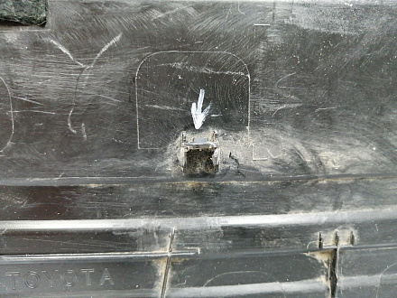 AA045212; Накладка заднего бампера, широкая (52162-60090 /50) для Toyota Land Cruiser Prado/БУ; Оригинал; Р2, Удовлетворительное;