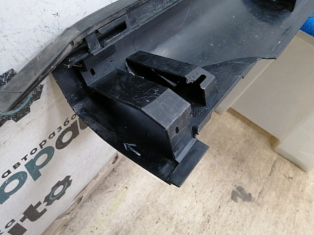 AA041187; Накладка порога правая (31294849) для Volvo XC60 I (2008-2013)/БУ; Оригинал; Р1, Мелкий дефект; 