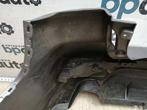 Фотография детали AA044978; Бампер задний; без паркт. (6410D498ZZ) для Mitsubishi ASX I рест.2 (2016- 2019)/БУ; Оригинал; Р1, Мелкий дефект; . Фото номер 11