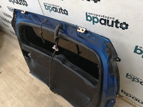 Фотография детали AA039124; Крышка багажника (67005-02280) для Toyota Auris II (2013 — 2015)/БУ; Оригинал; Р1, Мелкий дефект; . Фото номер 12
