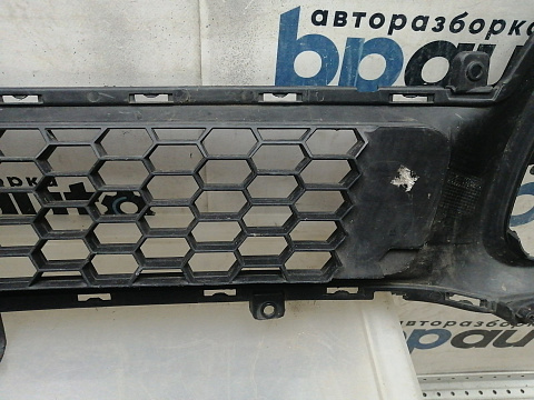 Фотография детали AA044973; Решетка переднего бампера (86569-1Y300) для Kia Picanto II 3D (2011-2015)/БУ; Оригинал; Р1, Мелкий дефект; . Фото номер 11
