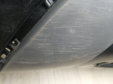 AA046014; Бампер задний; под паркт. (J8A2-17A958-AB) для Land Rover Range Rover Velar L560 (2017 - 2023)/БУ; Оригинал; Р1, Мелкий дефект; 