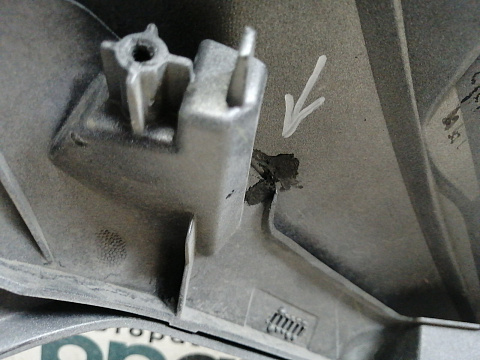 Фотография детали AA045834; Бампер передний; без паркт.; без омыват. (6400J511ZZ) для Mitsubishi Pajero Sport III рест. (2019-н.в.)/БУ; Оригинал; Р2, Удовлетворительное; . Фото номер 30