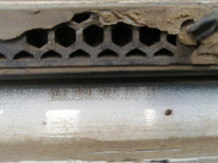 AA035958; Накладка на дверь задняя левая (3AA854949A) для Volkswagen Passat B7 Sedan (2011- 2014)/БУ; Оригинал; Р1, Мелкий дефект; 