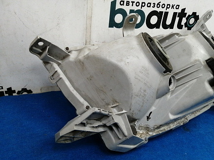 AA021129; Фара галоген правая (81110-0E110) для Toyota Highlander II рест. (2010 - 2013)/БУ; Оригинал; Р1, Мелкий дефект; 