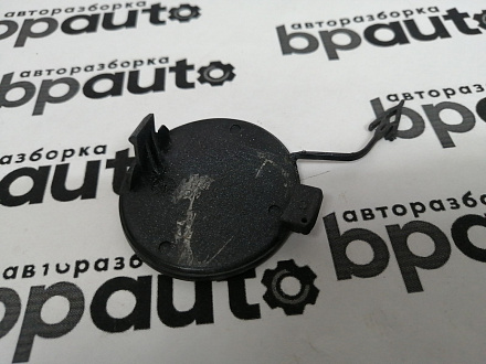 AA045653; Заглушка буксир. крюка переднего бампера (8T0 807 241 C) для Audi A5/БУ; Оригинал; Р0, Хорошее; 