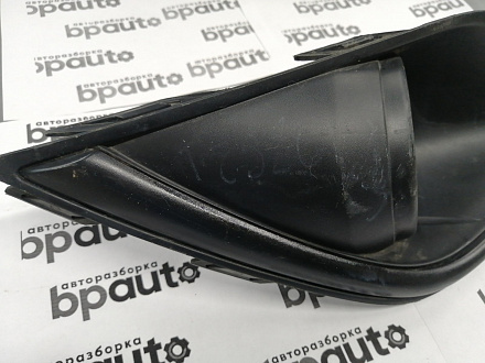 AA045551; Накладка ПТФ левая (6400G481) для Mitsubishi Outlander/БУ; Оригинал; Р1, Мелкий дефект; 