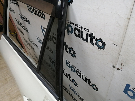 AA045294; Дверь задняя левая, под расширитель, Long (67004-42110) для Toyota Rav4/БУ; Оригинал; Р0, Хорошее; (070) Белый перламутр 3х. сл.