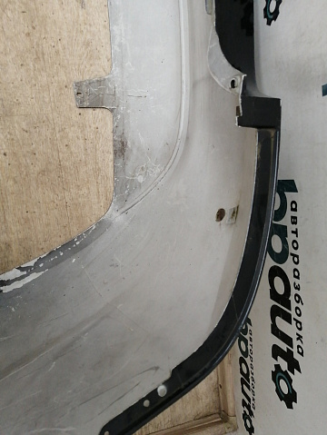 Фотография детали AA038259; Бампер задний; под паркт. (8M51-F17906-ACW) для Ford Focus II Sedan рест. (2007- 2011)/БУ; Оригинал; Р1, Мелкий дефект; . Фото номер 9