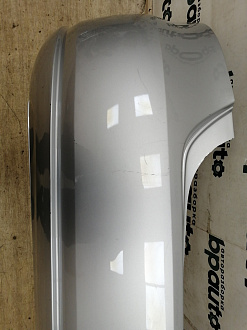 AA038520; Бампер задний; без паркт. (6RU807421) для Volkswagen Polo V Sedan (2010-2014)/Нов с деф; Неоригинал; Р1, Мелкий дефект; 