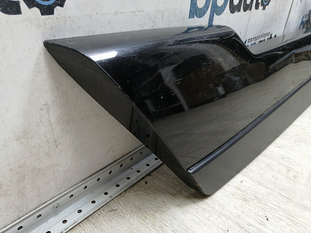 AA045279; Накладка крышки багажника нижняя, пластик (90901-JU00A) для Nissan X-Trail T31/БУ; Оригинал; Р1, Мелкий дефект; 