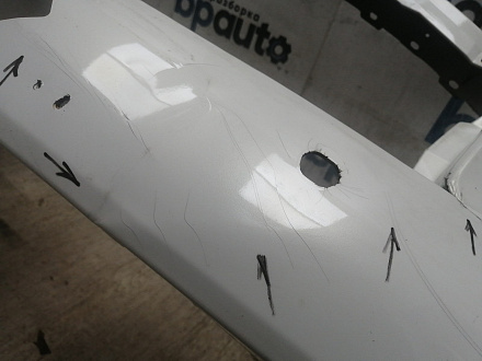 BA000206; Бампер передний; под паркт.; под омыват. (62022-1ME0H) для Infiniti/БУ; Оригинал; Р1, Мелкий дефект; 