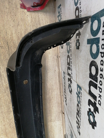 Фотография детали AA043495; Бампер задний, длинный; без паркт. (2K3807421) для Volkswagen Caddy/БУ; Оригинал; Р1, Мелкий дефект; . Фото номер 22